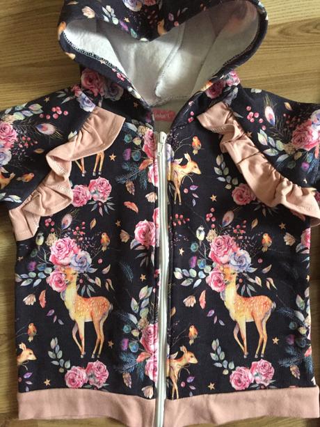 Zateplena teplakova suprava so srnkami, c.98/104, 98