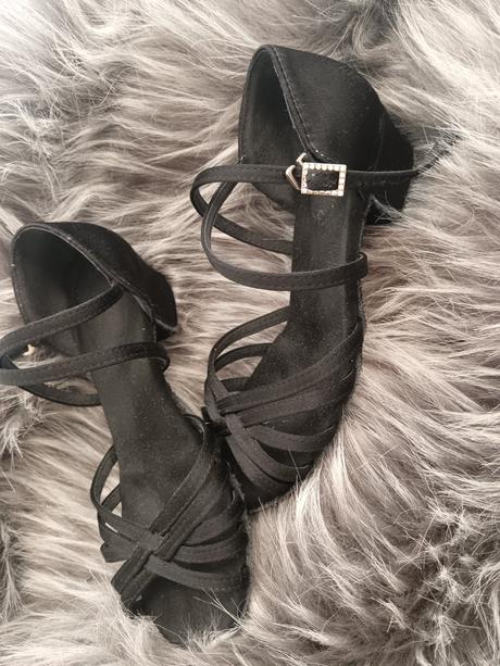 Sandále na latinsko americké tance, 34