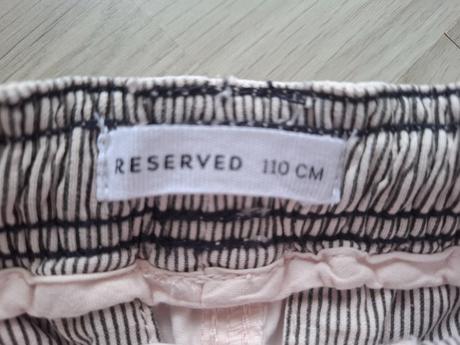 Šortky reserved, reserved,110