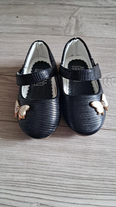Sandálky, 21