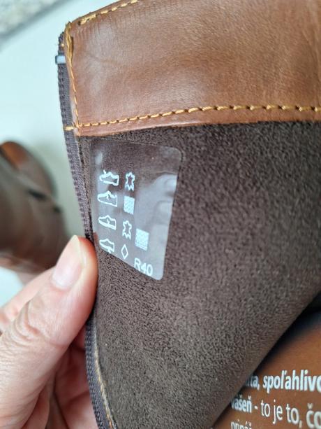 Kožené čižmy, 37