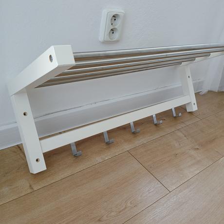 Tjusig vešiak ikea,
