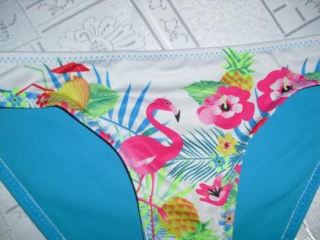 Bikiny s plameniakom, xs