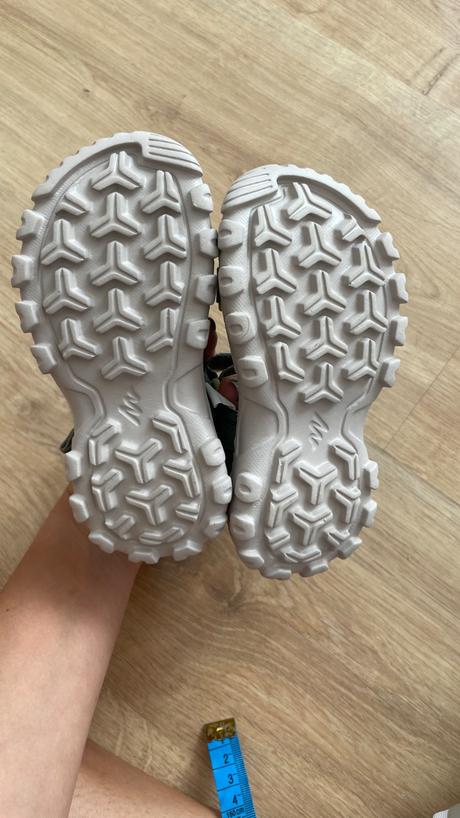 Sandálky decathlon, quechua,23