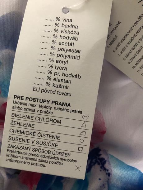 Kvetované šaty, 42