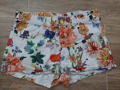 Šortky č.146, h&m,146