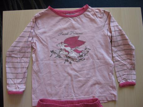 Ružové pyžamko, lupilu,98