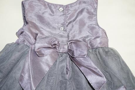 104 volanikove saty,4 r., 104