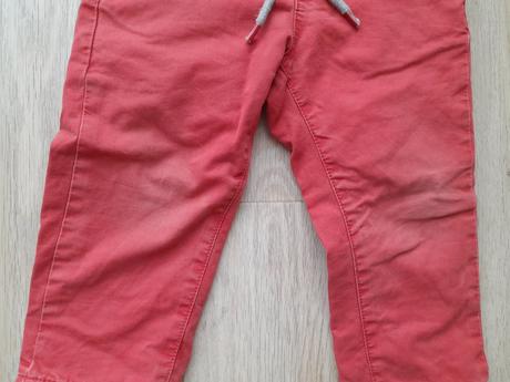 Červené nohavice, coccodrillo,80