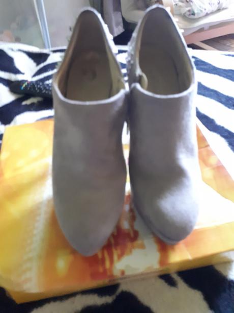 Raz nosene topanky, deichmann,38