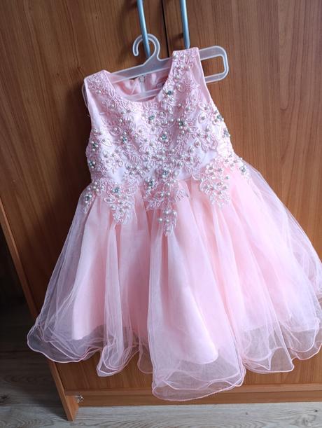 Šaty s bolerkom, 104