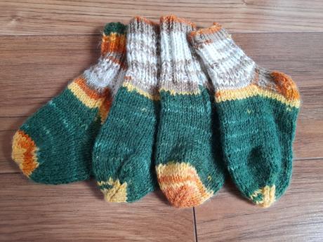 Pletené ponožky, 27