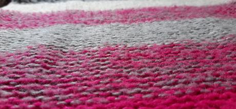 Dievčenský sveter, 122