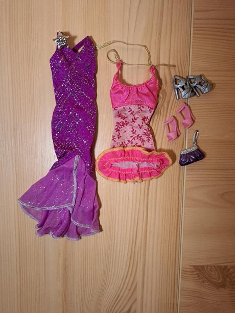 Barbie šaty 2010 (65), 