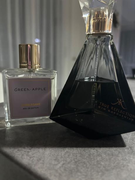 Kardashian a greenapple parfémy, 