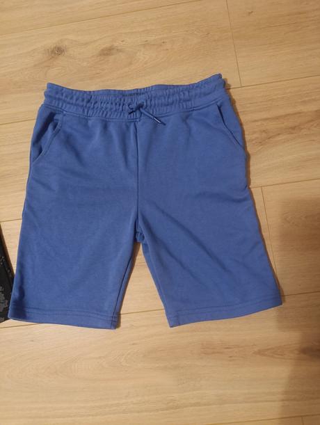 Kraťasy, primark,152