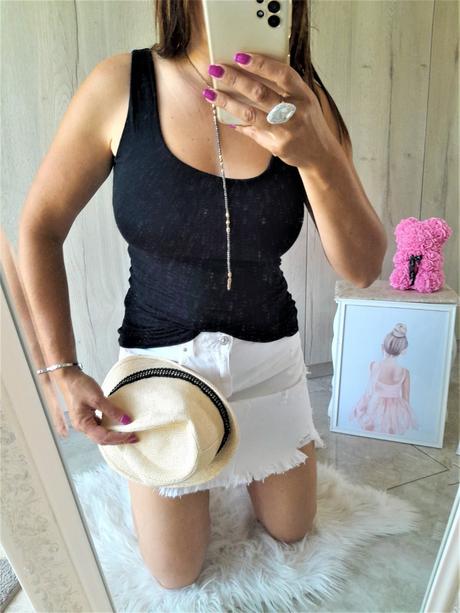 Klasický čierny top-s/m, m