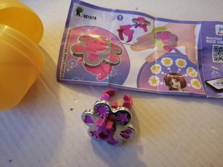 Prsteň nálady hračka z kinder vajíčka, 