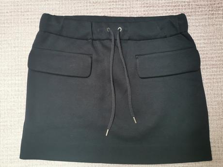 Cos xs-s vrchná sukňa aj na behanie, cos,xs