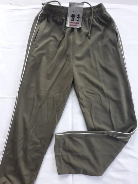 Chlapčenské tenšie tepláky, 140