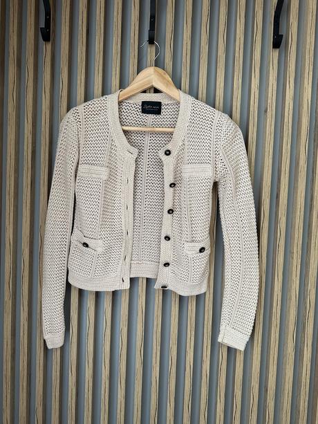 Svetrík stela nova, xs