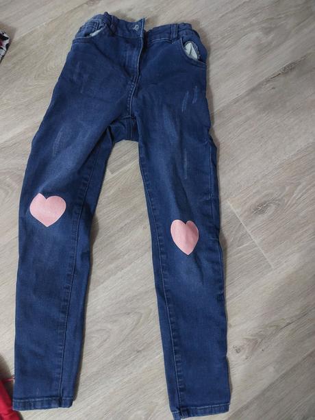 Rifle so sedieckom, 134