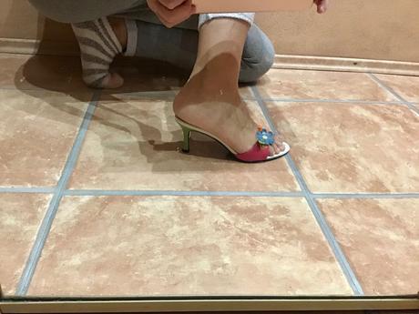 Kvietkované šľapky look, 38