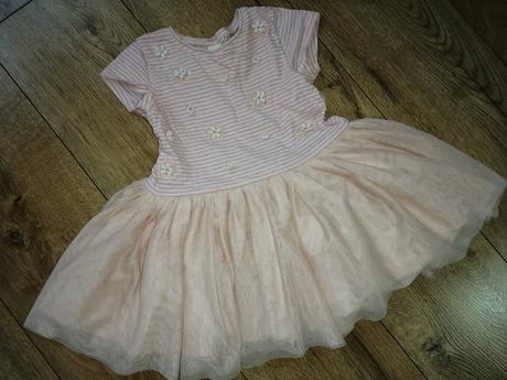 Tutu saticky, next,92