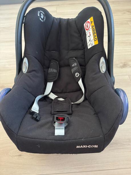 Autosedacka, maxi cosi