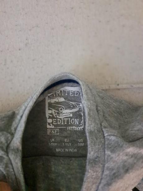 Oranžové a šedé tričko s aplikaciou 3ks, f&f,86