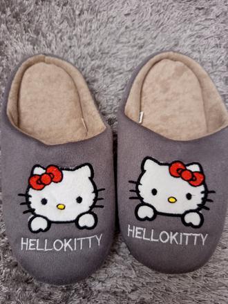 Sivé papučky hello kitty, 38