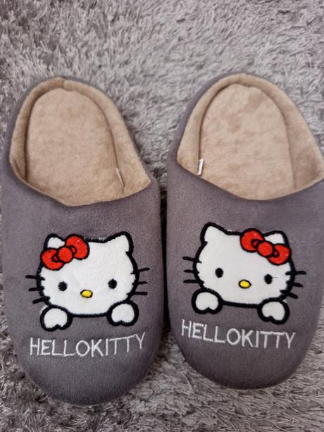 Sivé papučky hello kitty, 38