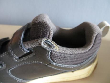 Tenisky adidas, nike,32