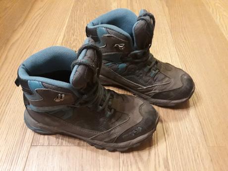 Turisticke topanky, 32