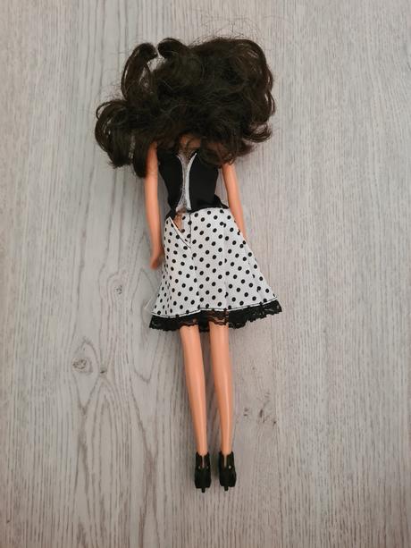 2x barbie,