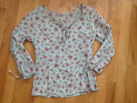 Kvetovana blúzka 36, s
