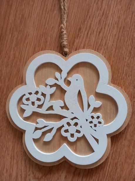 2ks béžovo-biela závesná dekorácia drevo,