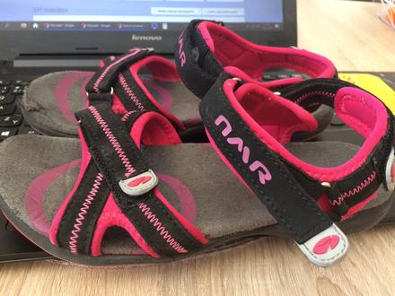 Sandálky, veľ. 37-38, 4 eur, 38
