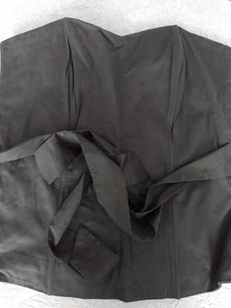 Korzety amisu, amisu,m