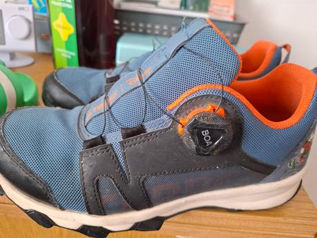 Botasky adas, adidas,38