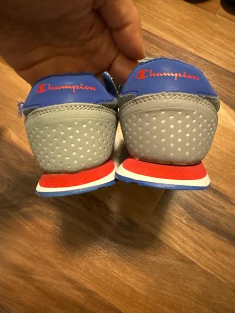 Tenisky champion, champion,33