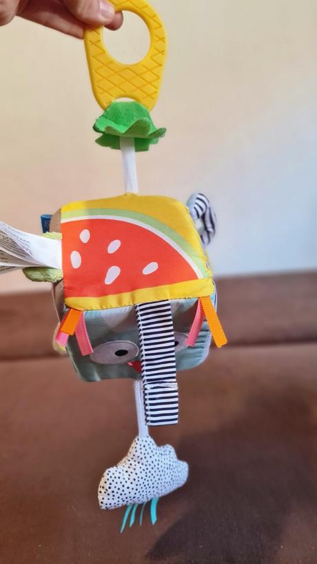 Textilná závesná kocka interaktívna, 