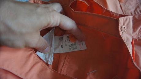 Oranžové kraťasy na traky, 74