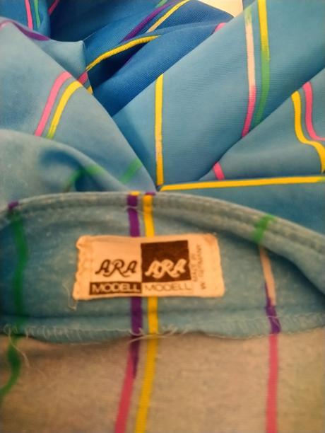 Dámsky modrý top s farebným vzorom, ara, m, m