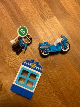 Lego duplo policajná motorka 10800, 