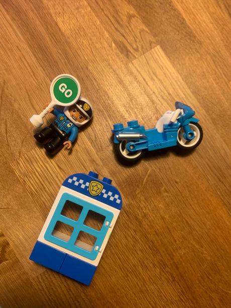 Lego duplo policajná motorka 10800, 