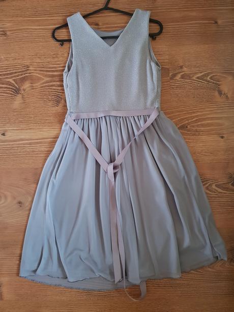 Spolocenake saty, atmosphere,s