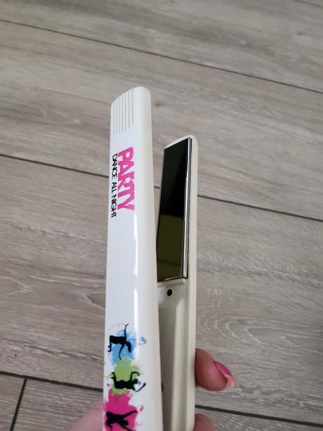 Party žehlička na vlasy, 