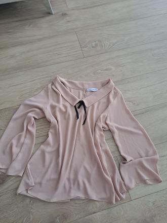 Rinascimento blúzka, l