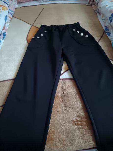 Predám dámske nohavice nové veľkosť uni l a 2xl, c&a,l / xxl